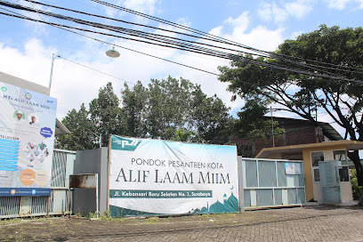 Pondok Pesantren Kota Alif Laam Miim
