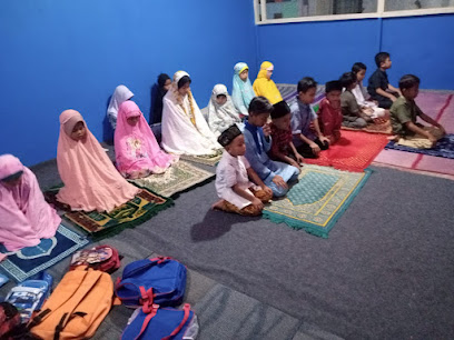 AL HAFIDZ DAYCARE - KB - TK - SD dan SMP Sekolah Alam Tahfidz Qur'an Al-Fath (Islamic Fullday School dan Boarding School)