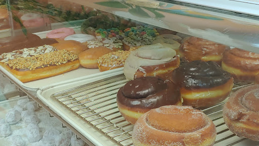 Donut Shop «Fresh & Best Donuts», reviews and photos, 5214 Bellaire Blvd, Bellaire, TX 77401, USA