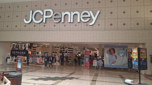 Shopping Mall «Woodland Mall», reviews and photos, 3195 28th St SE, Grand Rapids, MI 49512, USA