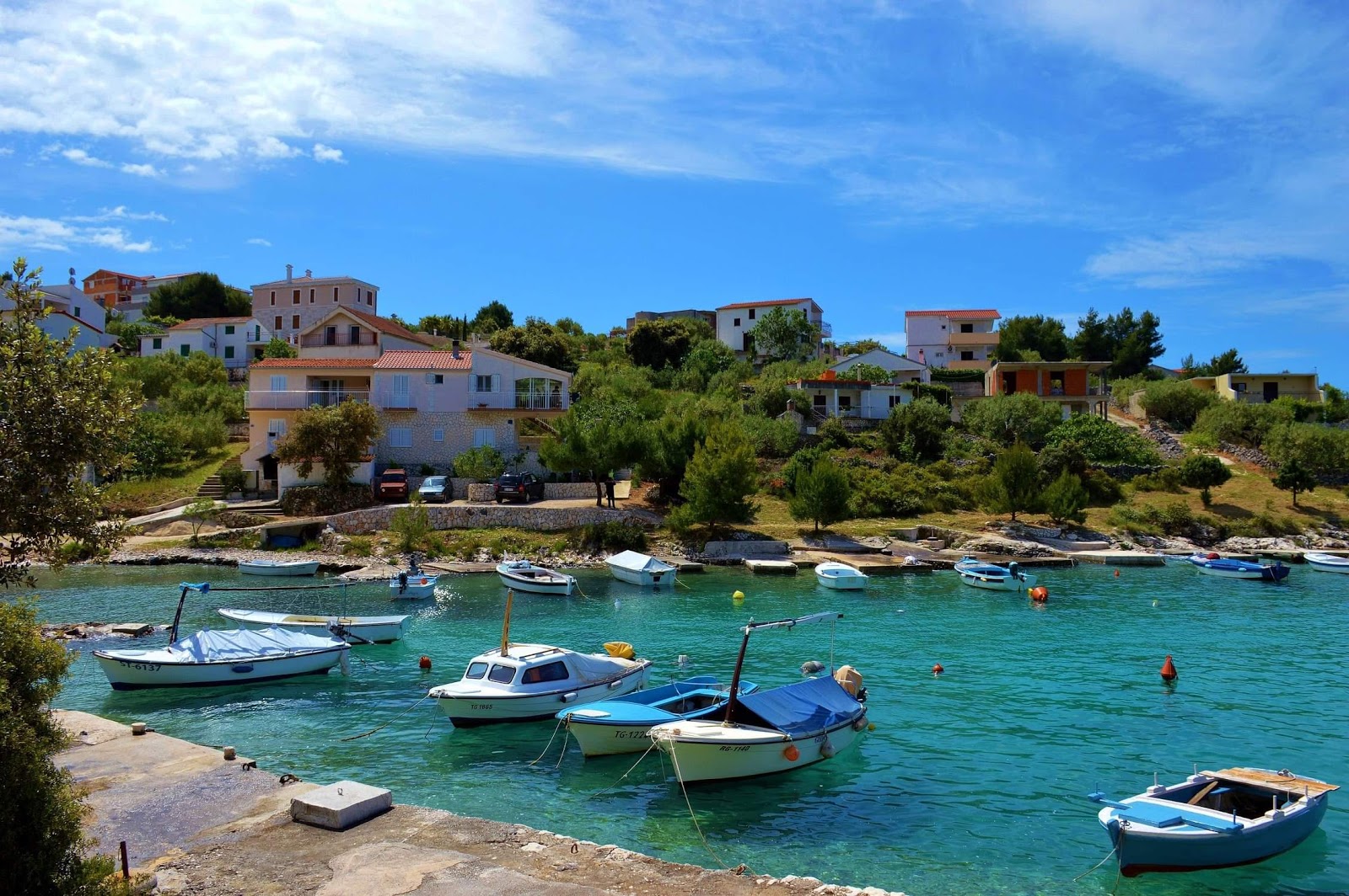 Foto di Sevid beach con una superficie del ciottolame