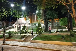 Praça Jardim Júlio Regnier image