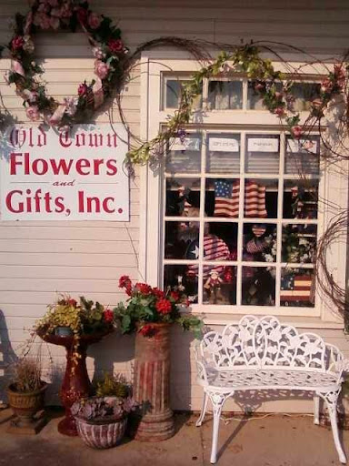 Florist «Old Town Flowers and Gifts», reviews and photos, 79 Main St NW b, Lilburn, GA 30047, USA