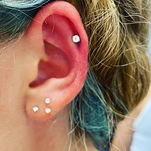 Tattoo Shop «Treasure Island Tattoo Company», reviews and photos, 10631 Gulf Blvd, Treasure Island, FL 33706, USA