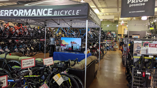 Bicycle Store «Performance Bicycle», reviews and photos, 155 W Golf Rd, Schaumburg, IL 60195, USA