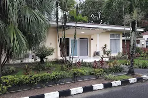 Batakan Housing Complex image