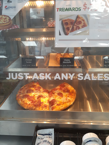 Convenience Store «7-Eleven», reviews and photos, 6980 40th St N, Pinellas Park, FL 33781, USA