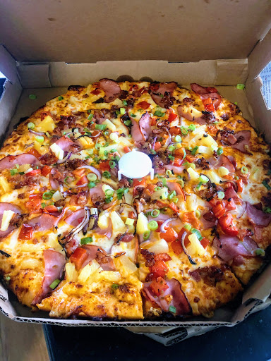 Pizza Restaurant «Round Table Pizza», reviews and photos, 844 N Delaware St, San Mateo, CA 94401, USA