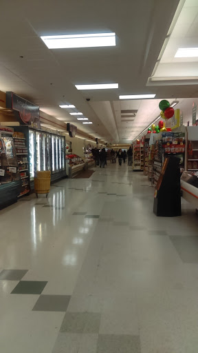 Supermarket «Super Stop & Shop», reviews and photos, 204 Garfield Ave, Cranston, RI 02901, USA