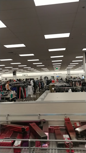 Department Store «Nordstrom Rack East Bay Bridge Shopping Center», reviews and photos, 3839 Emery St, Emeryville, CA 94608, USA