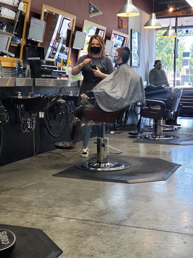 Barber Shop «The Barbers Cascade Park», reviews and photos, 305 SE Chkalov Dr #109, Vancouver, WA 98683, USA