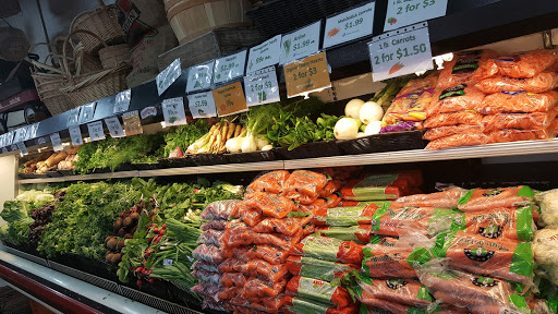 Grocery Store «Plum Market», reviews and photos, 13425 Snow Rd, Brook Park, OH 44142, USA