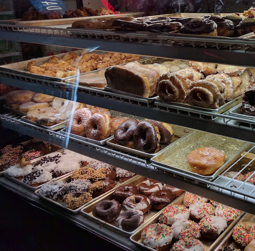 Donut Shop «King Pin Donuts», reviews and photos, 2521 Durant Ave A, Berkeley, CA 94704, USA