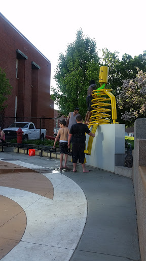 Post Office «United States Postal Service», reviews and photos, 800 1st St, Muskegon, MI 49440, USA