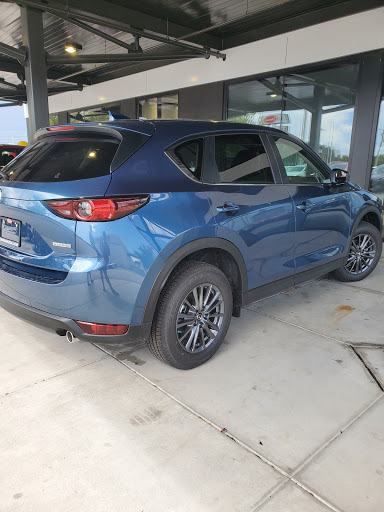 Mazda Dealer «Ferman Mazda of Brandon», reviews and photos, 9809 E Adamo Dr, Tampa, FL 33619, USA