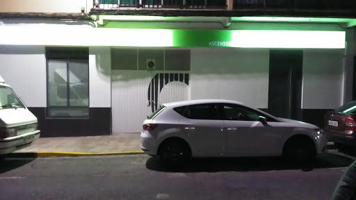 Orona en Cáceres‎