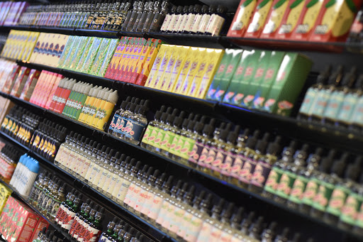 Tobacco Shop «Kazzaz Smoke Shop», reviews and photos, 6355 W Montrose Ave, Chicago, IL 60634, USA