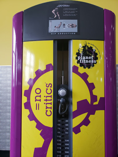 Gym «Planet Fitness», reviews and photos, 1750 S Hwy 36 Service Dr, Roseville, MN 55113, USA