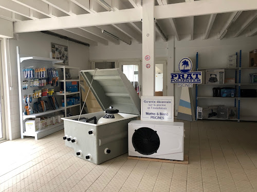 Marine et Blanc Piscines à Le Taillan-Médoc