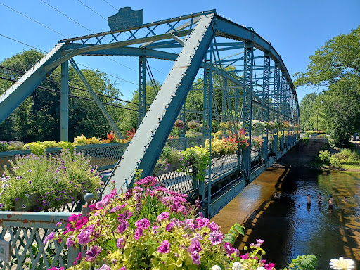 Tourist Attraction «Old Drake Hill Flower Bridge», reviews and photos, Old Bridge Rd, Simsbury, CT 06070, USA