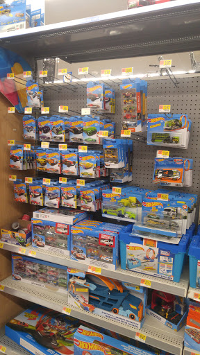 Shopping Mall «San Antonio Center», reviews and photos, 2550 W El Camino Real, Mountain View, CA 94040, USA