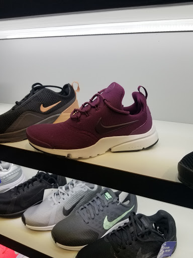 Shoe Store «Just For Sports», reviews and photos, 6215 N Andrews Ave, Fort Lauderdale, FL 33309, USA