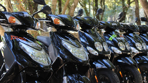 Agence de location de motos Location de scooter Bonifacio - SACHA BIKE Bonifacio