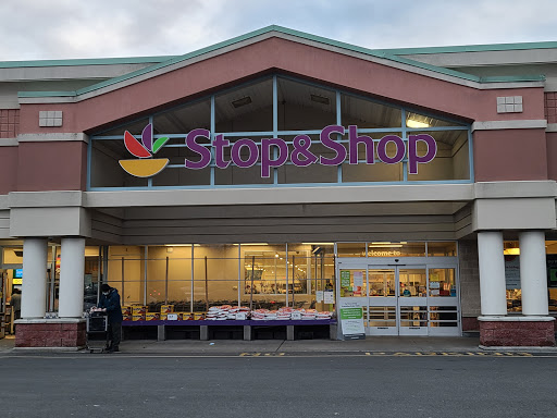 Grocery Store «Stop & Shop», reviews and photos, 400 Demarest Ave, Closter, NJ 07624, USA