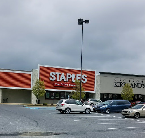 Staples, 1041 N Dupont Hwy, Dover, DE 19901, USA, 
