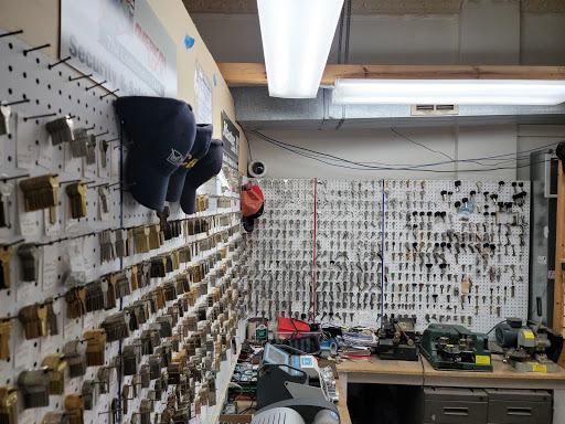 Locksmith «American Atlas Locksmith», reviews and photos, 51105 Washington St, New Baltimore, MI 48047, USA
