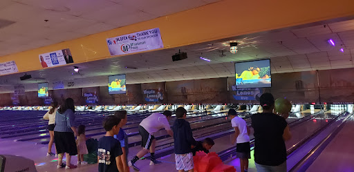 Bowling Alley «Rockville Centre Lanes», reviews and photos, 100 Maple Ave, Rockville Centre, NY 11570, USA