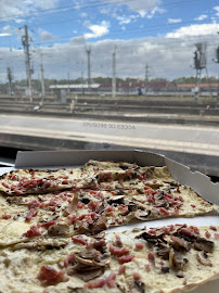 Tarte flambée du Restaurant de spécialités alsaciennes La Fignette à Strasbourg - n°8