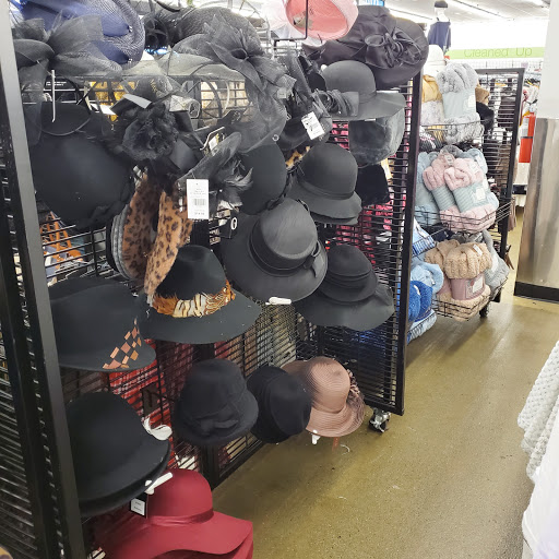 Clothing Store «K&G Fashion Superstore», reviews and photos, 2131 Pleasant Hill Rd #117, Duluth, GA 30096, USA