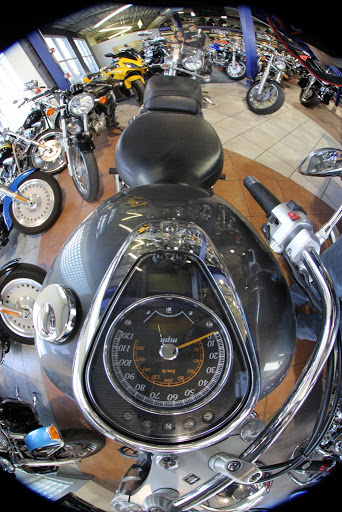 Motorcycle Dealer «RideNow Powersports Phoenix», reviews and photos, 17202 N Cave Creek Rd, Phoenix, AZ 85032, USA