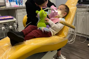 Toothopia Pediatric Dentistry image