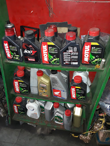 Stores to buy motul lubricants Mumbai