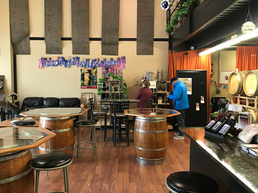 Winery «Two Rivers Vineyard & Winery», reviews and photos, 6111 US-10 #200, Ramsey, MN 55303, USA