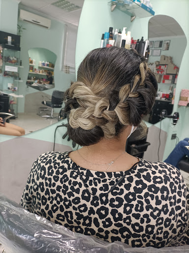 Peluquería Y Estética ANA R.SERRANO en Guadix, Granada