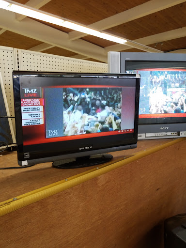 Thrift Store «TC Resale & Donation Thrift Store», reviews and photos, 5050 SE 82nd Ave, Portland, OR 97266, USA