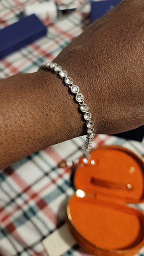 Jewelry Store «Swarovski», reviews and photos, 1421 Walnut St, Philadelphia, PA 19102, USA