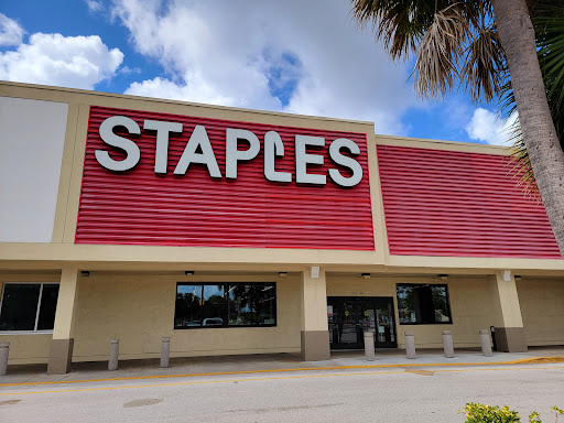 Office Supply Store «Staples», reviews and photos, 1270 N Wickham Rd #13, Melbourne, FL 32935, USA