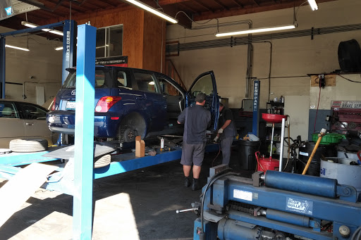 Auto Repair Shop «B & D Auto Repair», reviews and photos, 753 W Rte 66 Ste 3-6, Glendora, CA 91740, USA