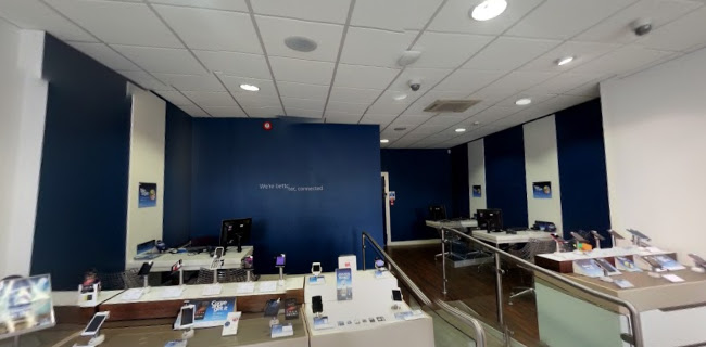 Comments and reviews of O2 Shop Isle Of Wight