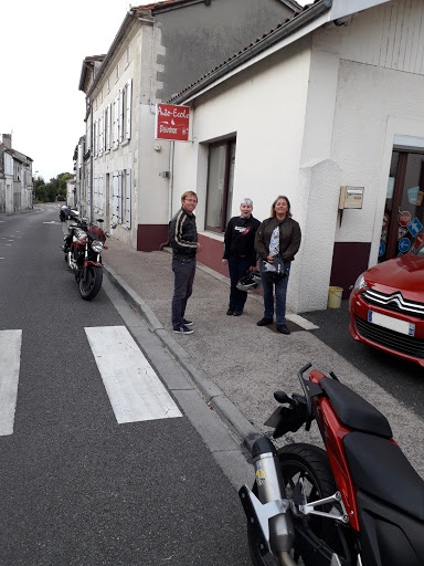 Auto-École Boisdron à Barbezieux-Saint-Hilaire, Charente