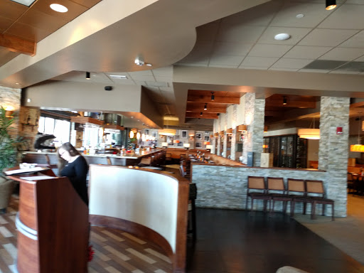 Italian Restaurant «Travinia Italian Kitchen & Wine Bar, Newport News», reviews and photos, 11810 Fountain Way, Newport News, VA 23606, USA