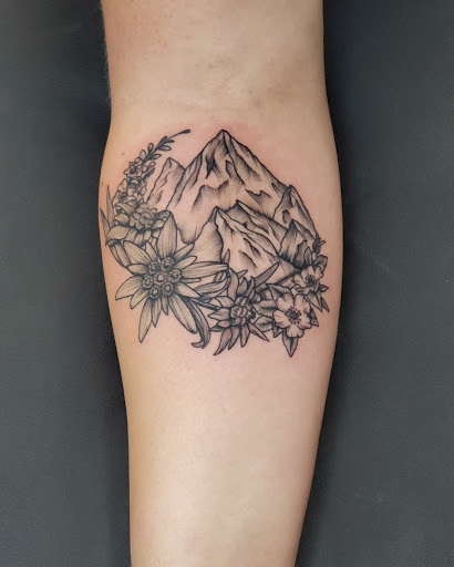 Explore raven tattoo ideas, creative tattoo ideas in Molalla, available at Back40Tattoo