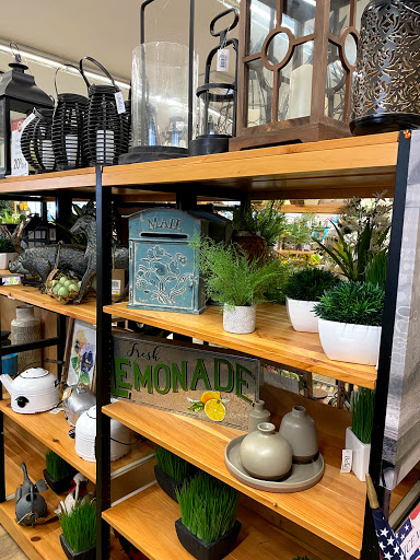 Garden Center «Stauffers of Kissel Hill Home & Garden Store», reviews and photos, 4450 Lincoln Hwy, York, PA 17406, USA