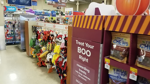 Pet Supply Store «PetSmart», reviews and photos, 60 NJ-17, Paramus, NJ 07652, USA