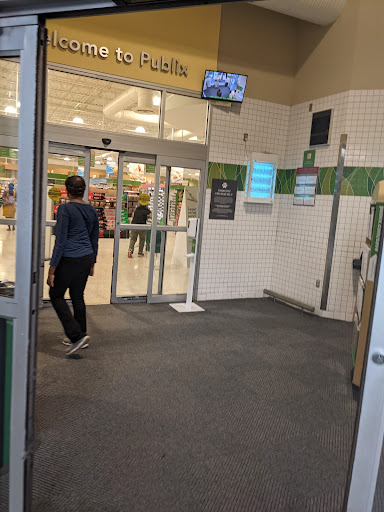 Supermarket «Publix Super Market at Salem Road Station», reviews and photos, 13015 Brown Bridge Rd, Covington, GA 30016, USA