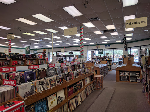 Book Store «Half Price Books», reviews and photos, 770 E Road to Six Flags St, Arlington, TX 76011, USA